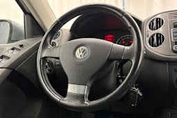 Harmaa Volkswagen Tiguan 2008 kuva 17.