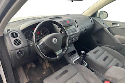 valkoinen Volkswagen Tiguan 2008 kuva 3.