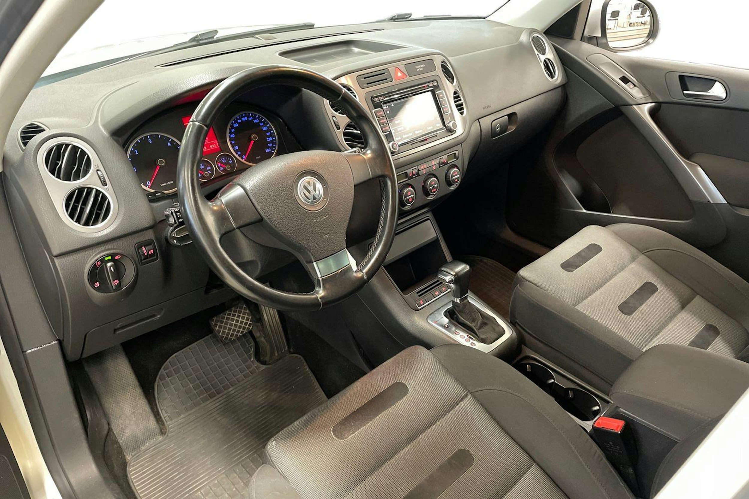 hopea Volkswagen Tiguan 2009 kuva 6.