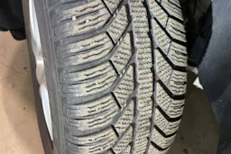 harmaa Volkswagen Tiguan 2009 kuva 10.