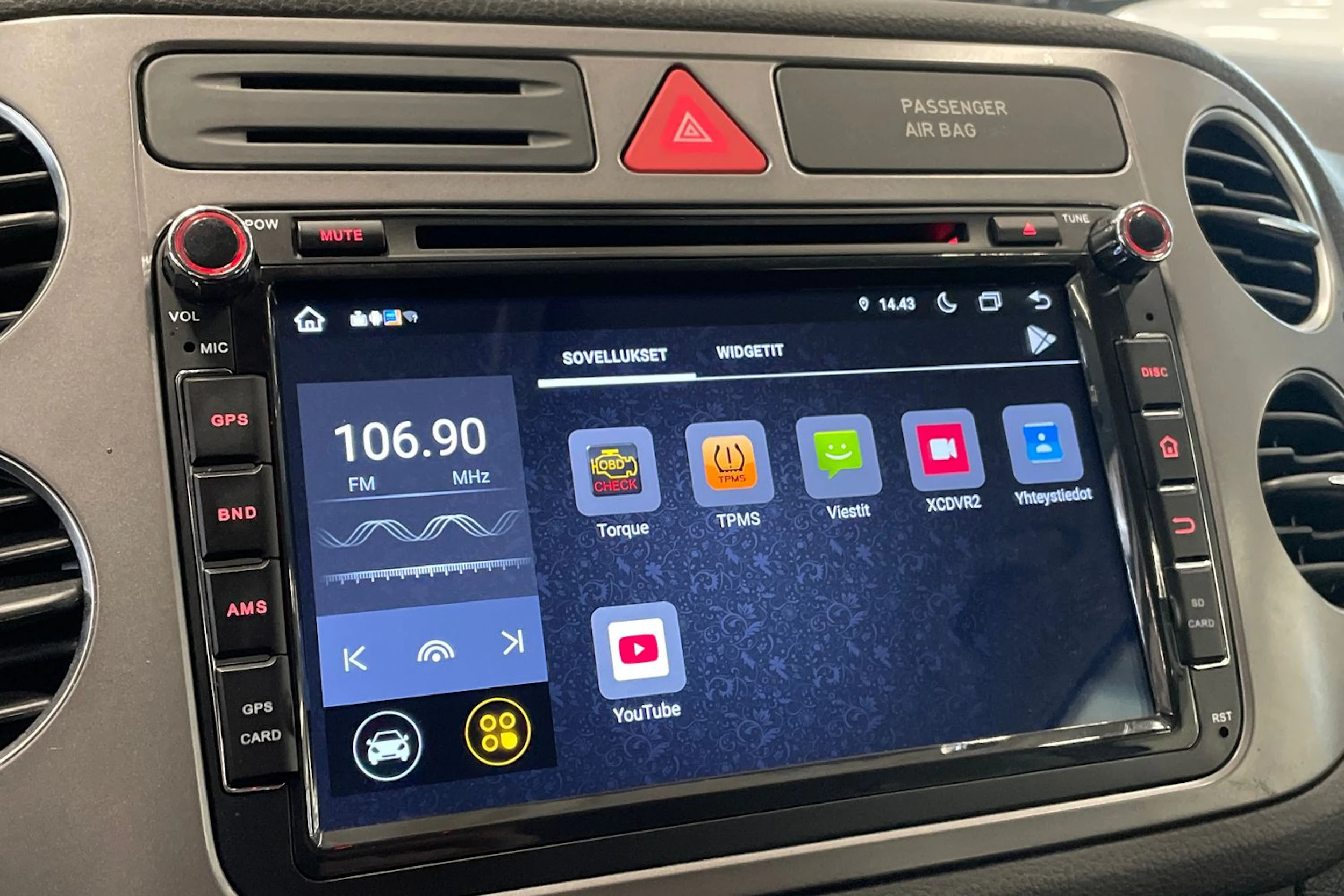 harmaa Volkswagen Tiguan 2009 kuva 25.