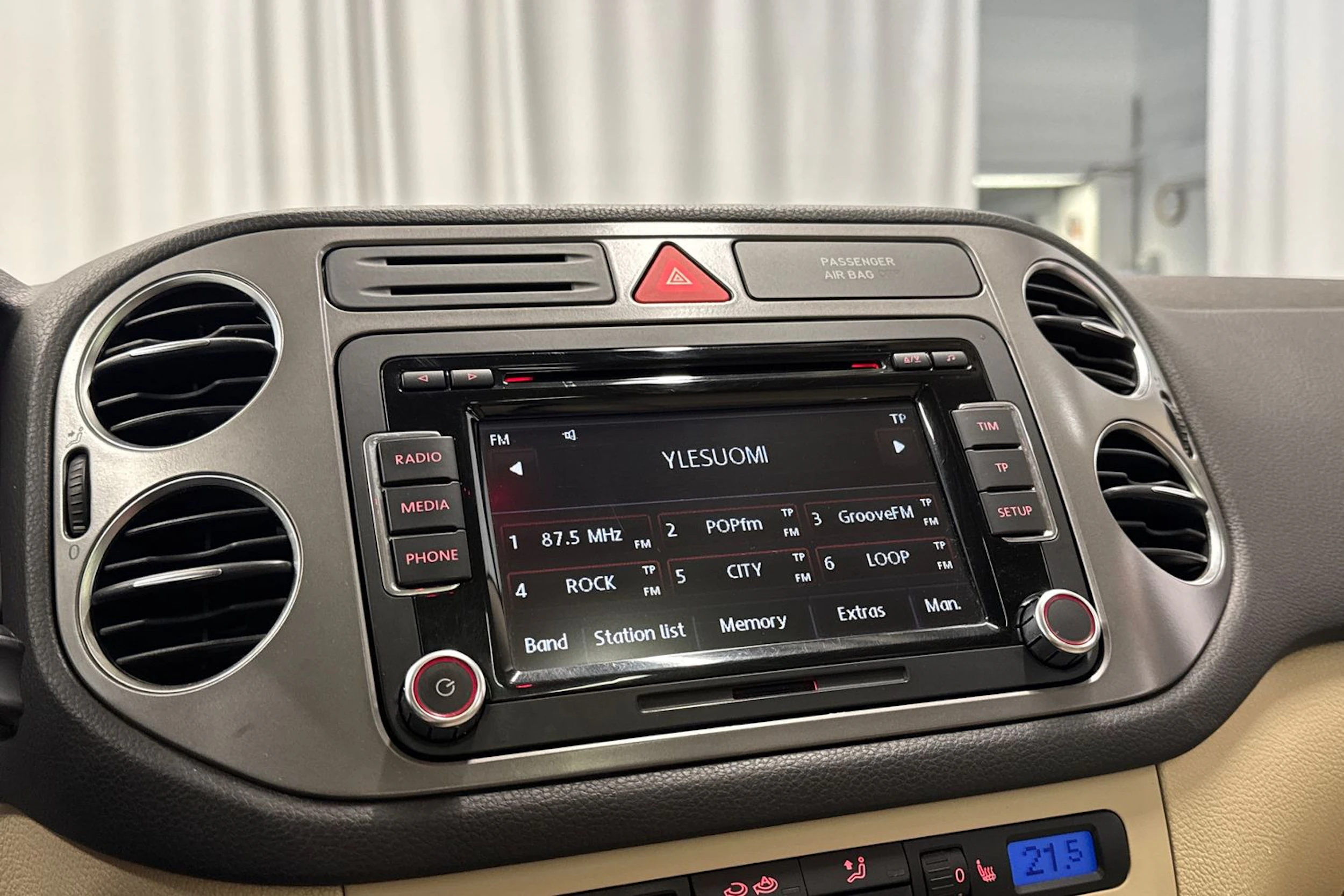 musta Volkswagen Tiguan 2009 kuva 15.