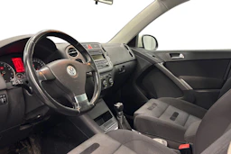 valkoinen Volkswagen Tiguan 2009 kuva 6.