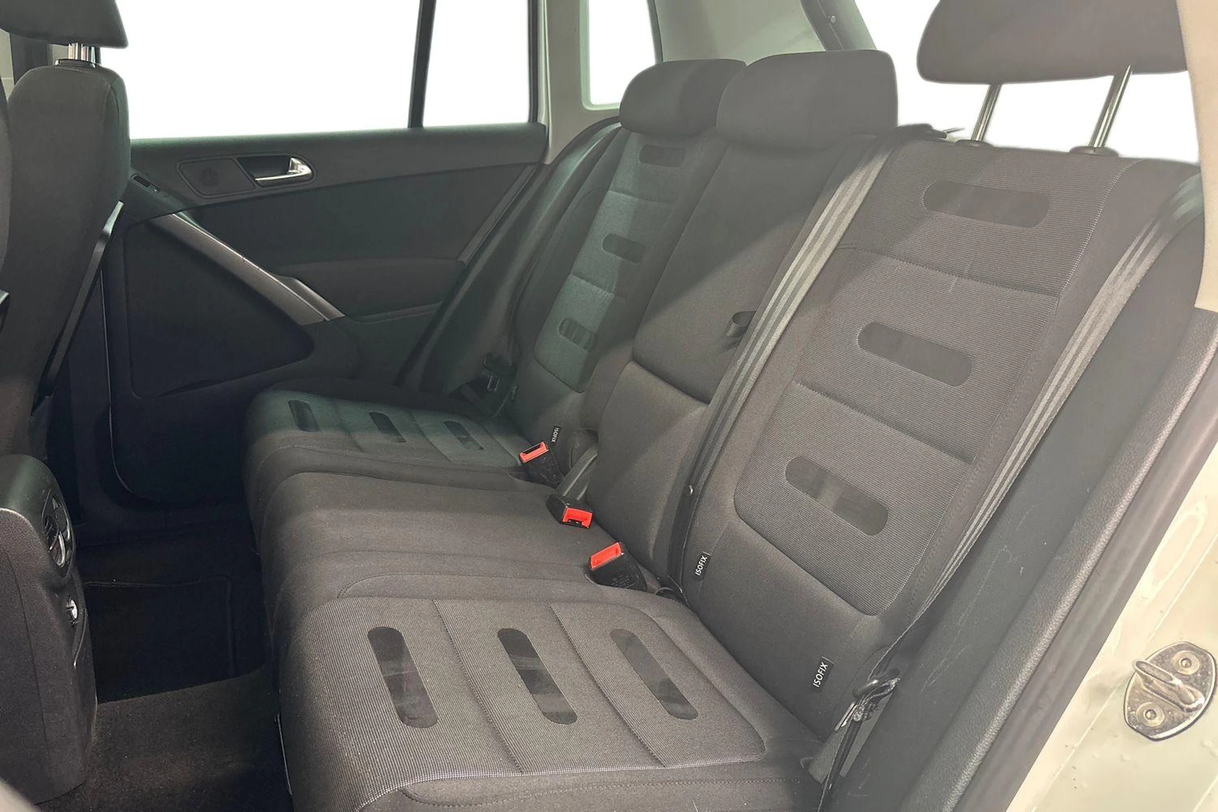 valkoinen Volkswagen Tiguan 2009 kuva 8.