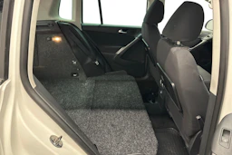valkoinen Volkswagen Tiguan 2009 kuva 12.