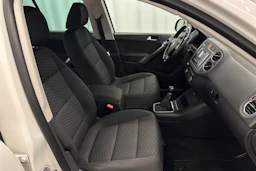valkoinen Volkswagen Tiguan 2009 kuva 13.