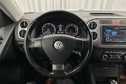 valkoinen Volkswagen Tiguan 2009 kuva 16.