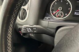 valkoinen Volkswagen Tiguan 2009 kuva 17.