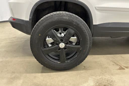 valkoinen Volkswagen Tiguan 2009 kuva 25.