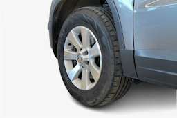 harmaa Volkswagen Tiguan 2010 kuva 9.