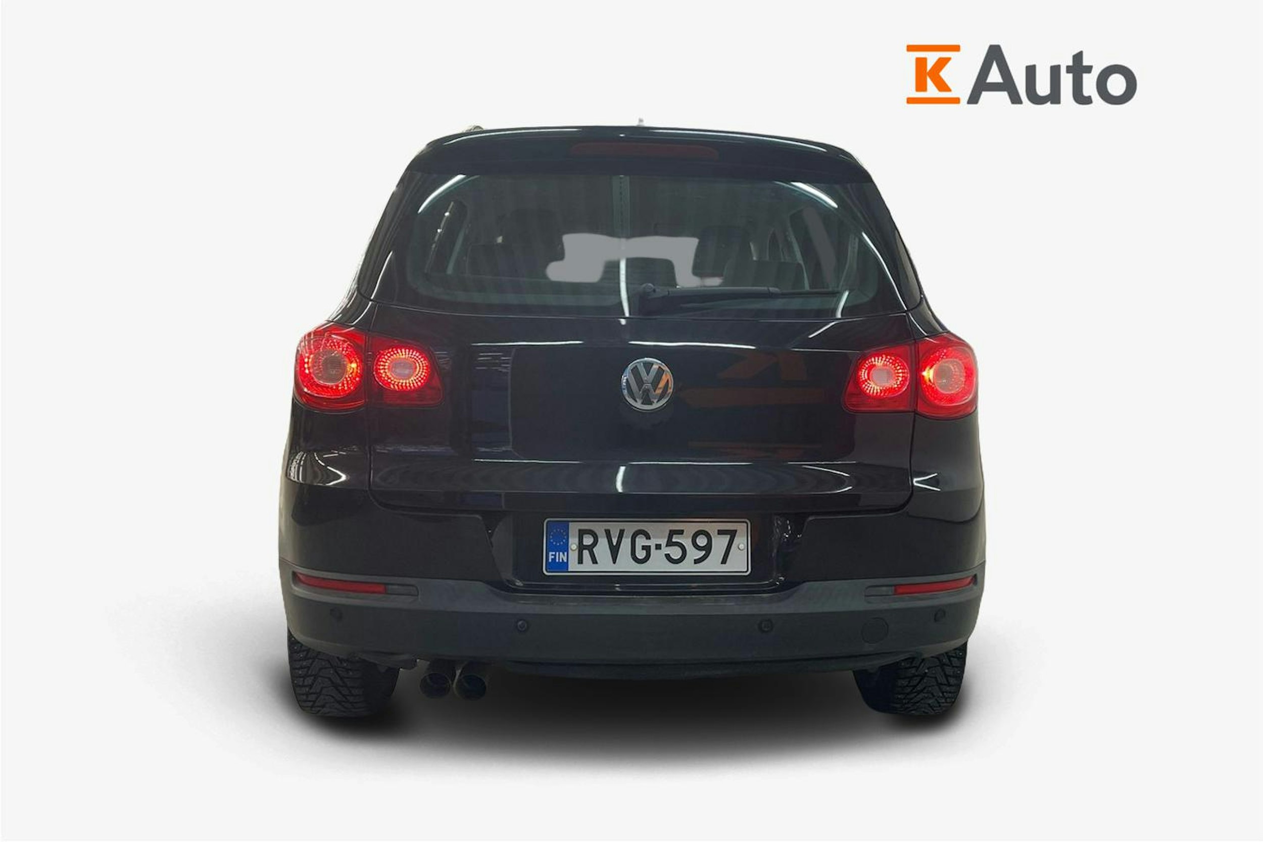 Musta Volkswagen Tiguan 2010 kuva 3.