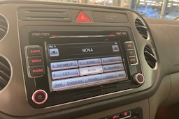 Musta Volkswagen Tiguan 2010 kuva 18.