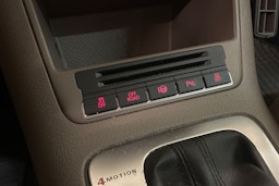 Musta Volkswagen Tiguan 2010 kuva 20.