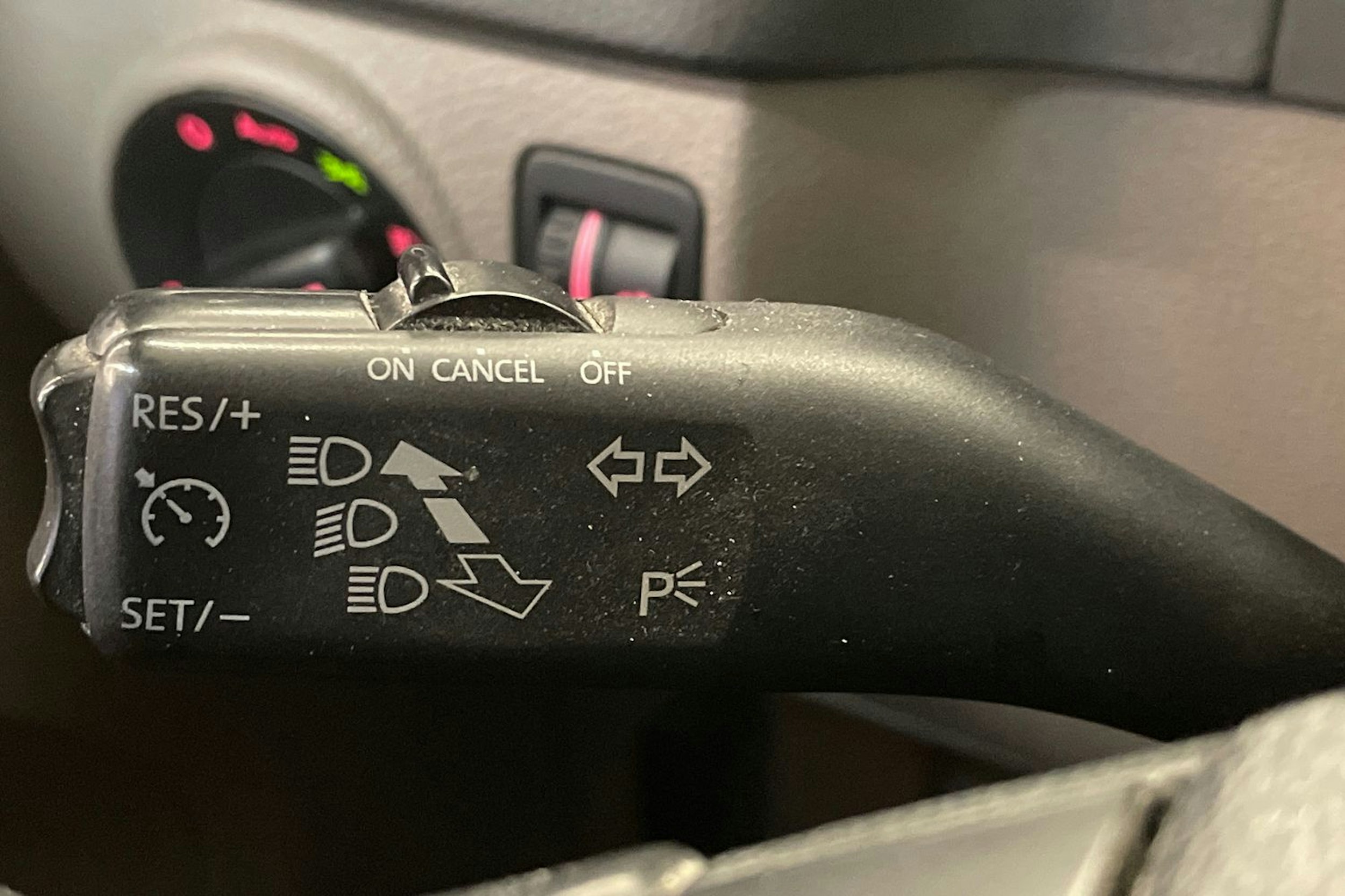 Musta Volkswagen Tiguan 2010 kuva 21.