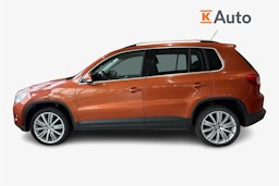 punainen Volkswagen Tiguan 2010 kuva 6.