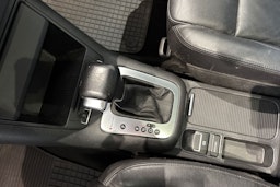 punainen Volkswagen Tiguan 2010 kuva 20.