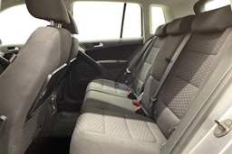 harmaa Volkswagen Tiguan 2010 kuva 10.