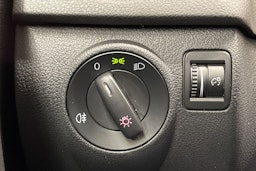 harmaa Volkswagen Tiguan 2010 kuva 19.