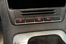 Punainen Volkswagen Tiguan 2011 kuva 20.