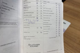 Punainen Volkswagen Tiguan 2011 kuva 26.