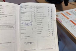 Punainen Volkswagen Tiguan 2011 kuva 29.