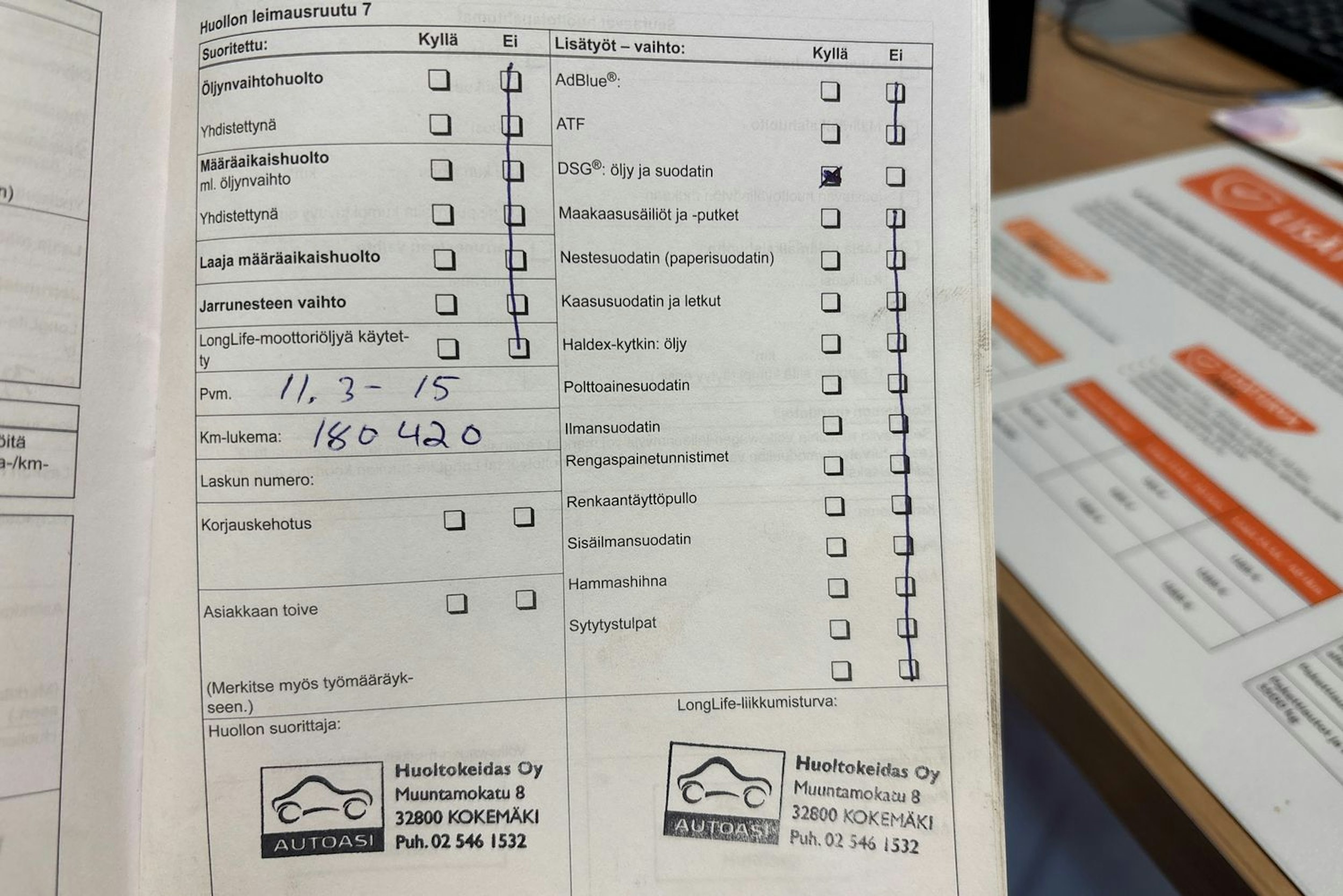 Punainen Volkswagen Tiguan 2011 kuva 31.