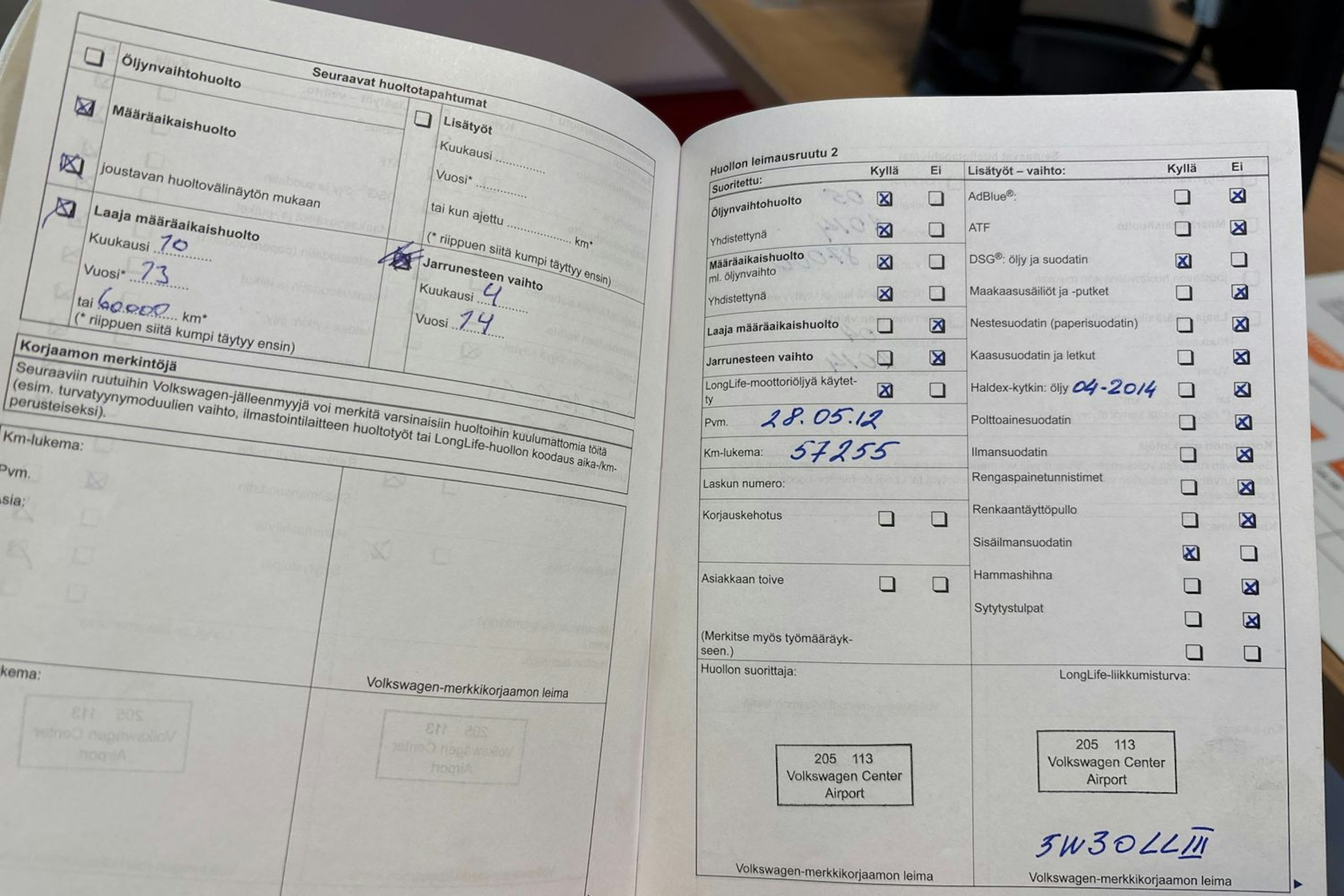 Punainen Volkswagen Tiguan 2011 kuva 37.