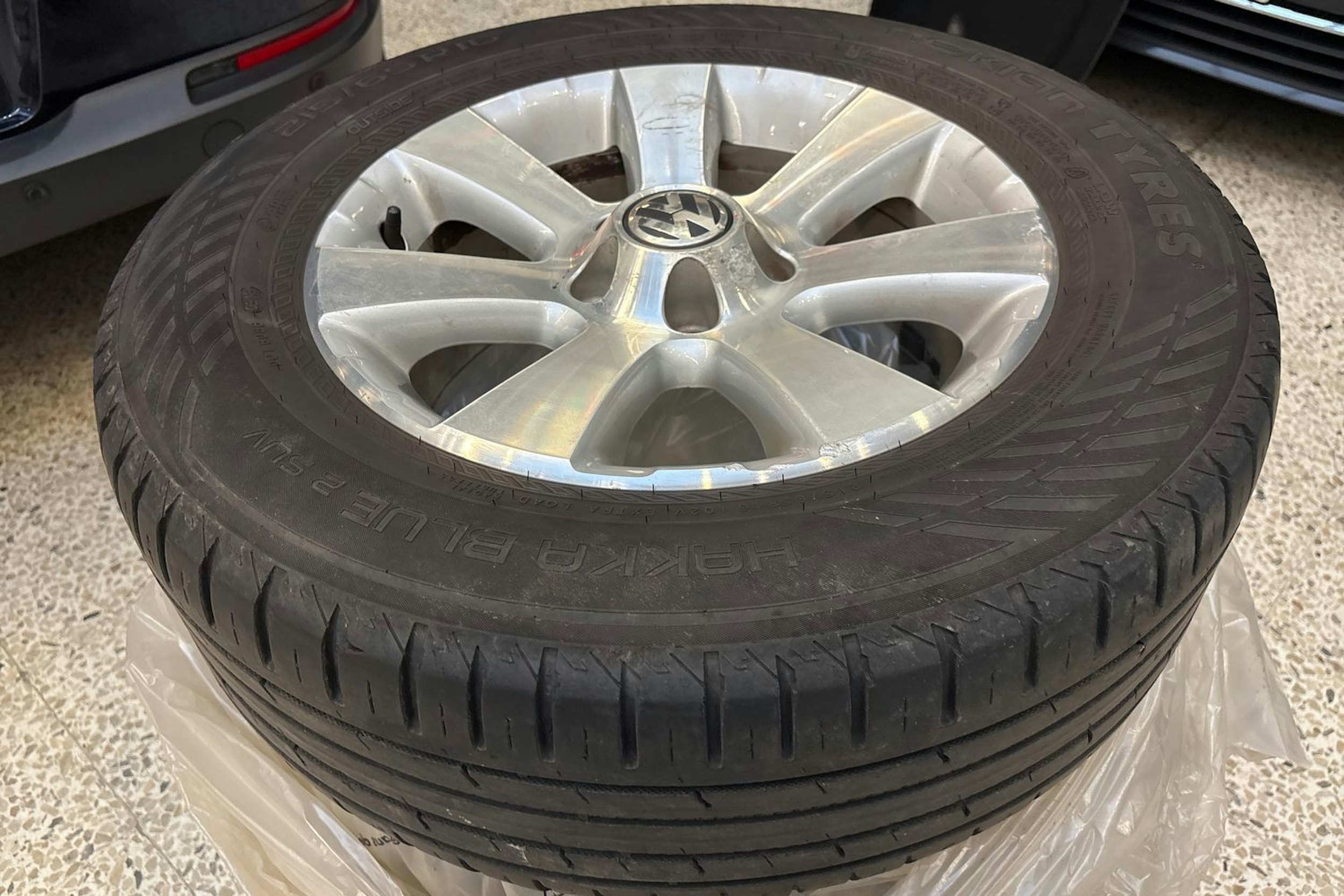 sininen Volkswagen Tiguan 2011 kuva 11.