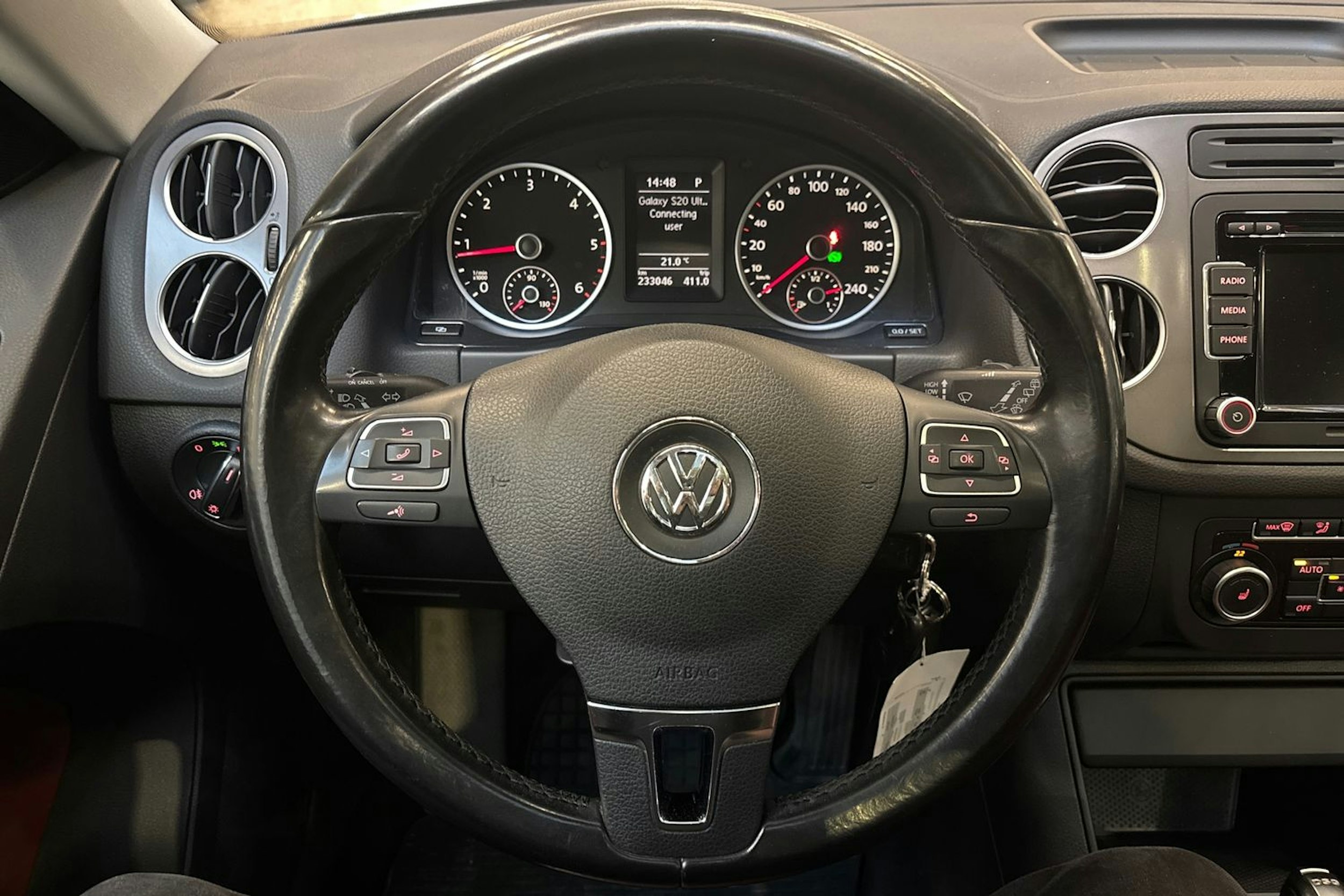 sininen Volkswagen Tiguan 2011 kuva 15.