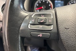 Sininen Volkswagen Tiguan 2011 kuva 15.