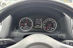 ruskea (beige) Volkswagen Tiguan 2011 kuva 33.