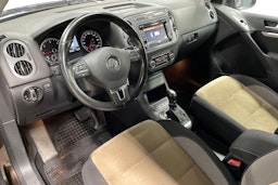 Ruskea (beige) Volkswagen Tiguan 2011 kuva 7.
