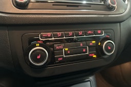 valkoinen Volkswagen Tiguan 2011 kuva 20.