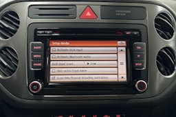punainen Volkswagen Tiguan 2011 kuva 19.