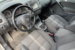 met. harmaa Volkswagen Tiguan 2011 kuva 6.