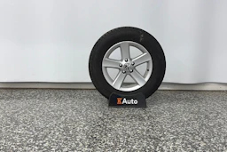 Harmaa Volkswagen Tiguan 2012 kuva 13.