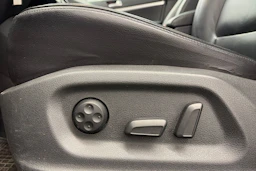 Harmaa Volkswagen Tiguan 2012 kuva 17.