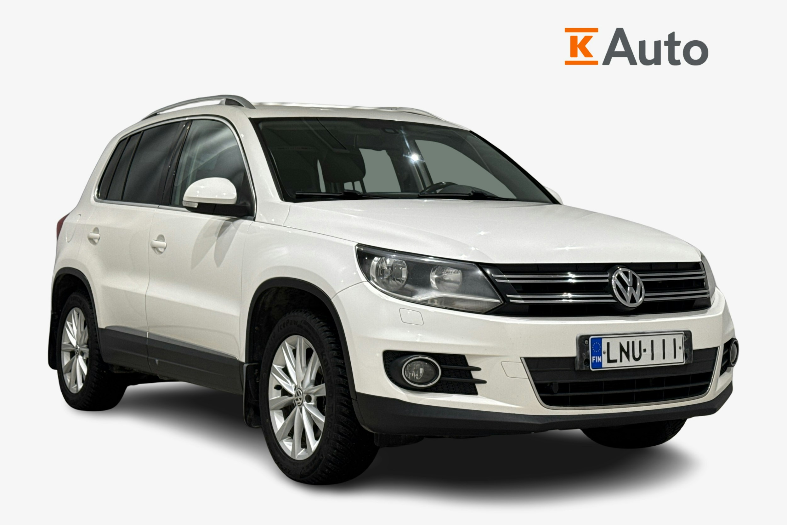 valkoinen Volkswagen Tiguan 2012 kuva 1.