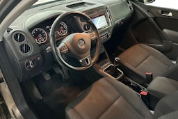 ruskea (beige) Volkswagen Tiguan 2012 kuva 7.
