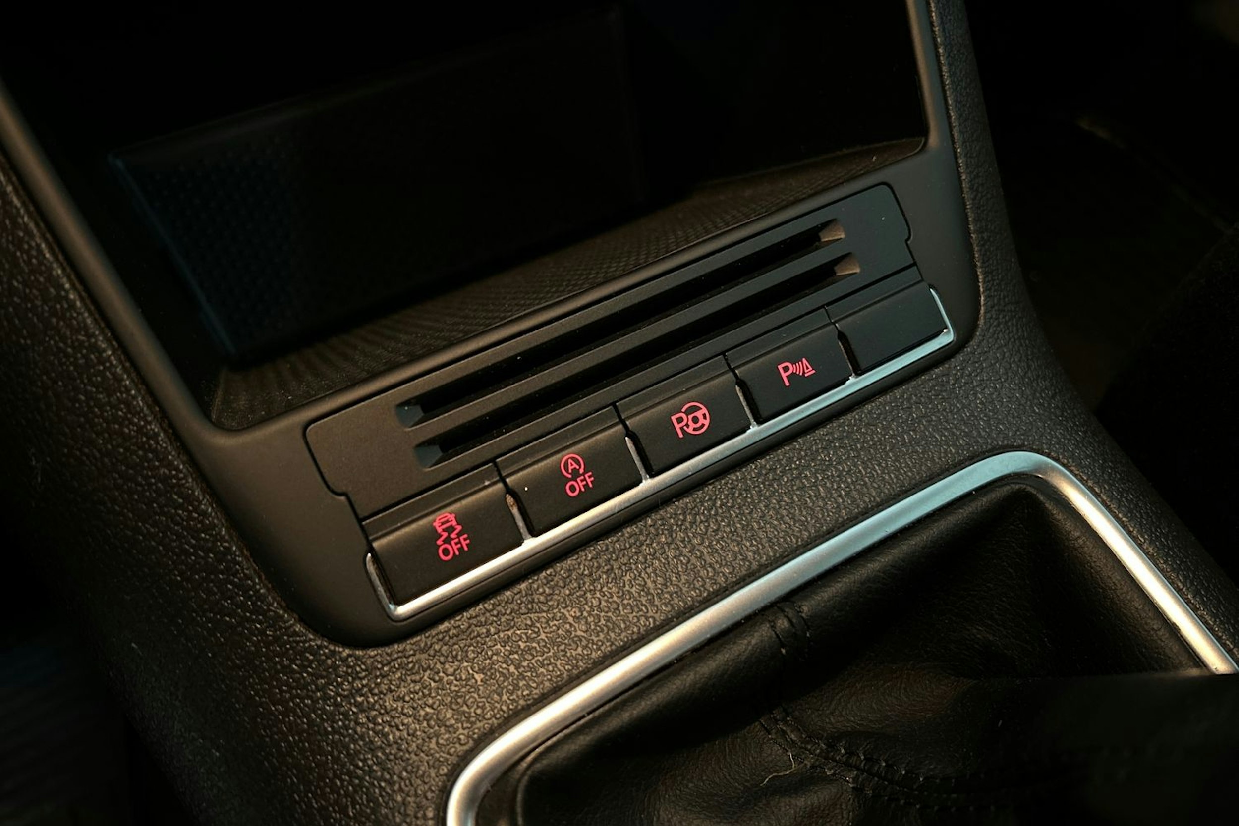 ruskea (beige) Volkswagen Tiguan 2012 kuva 20.