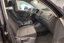 Musta Volkswagen Tiguan 2012 kuva 30.