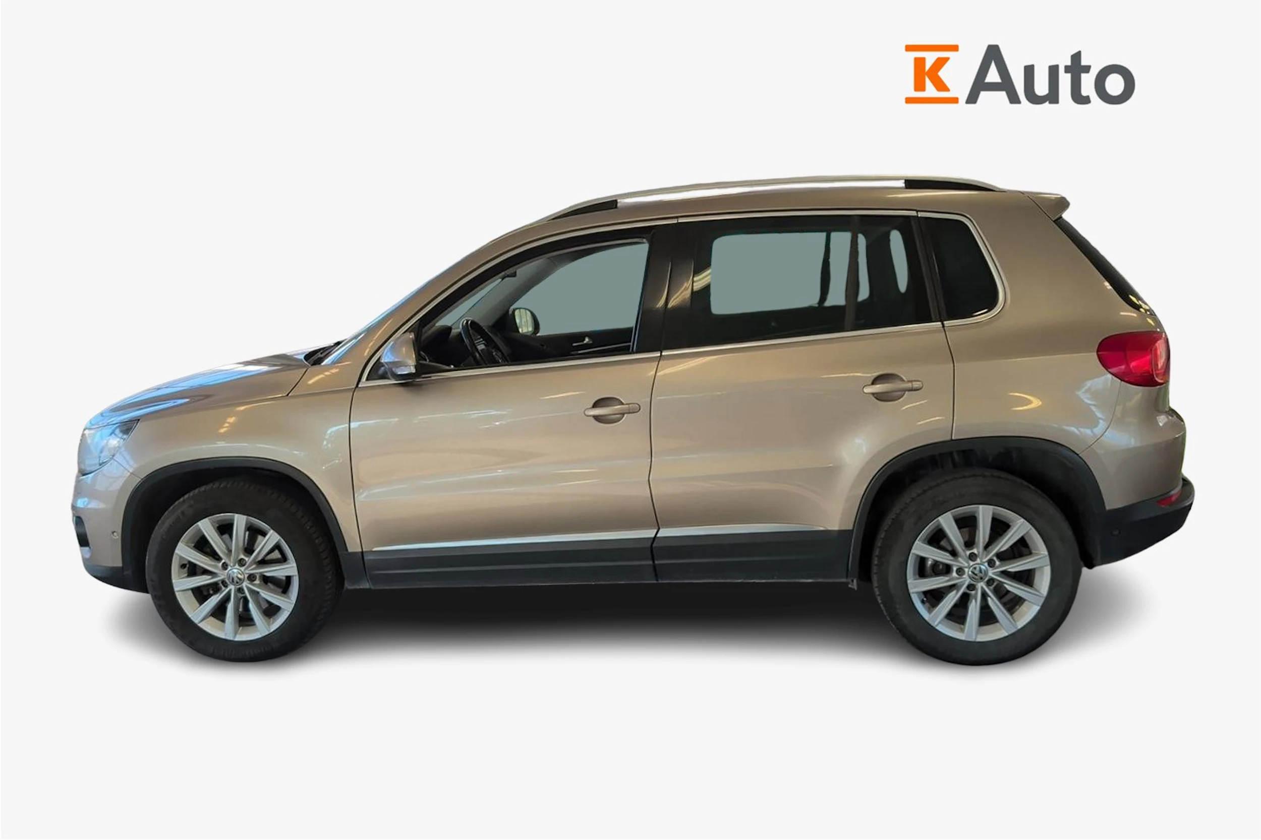 ruskea (beige) Volkswagen Tiguan 2012 kuva 7.