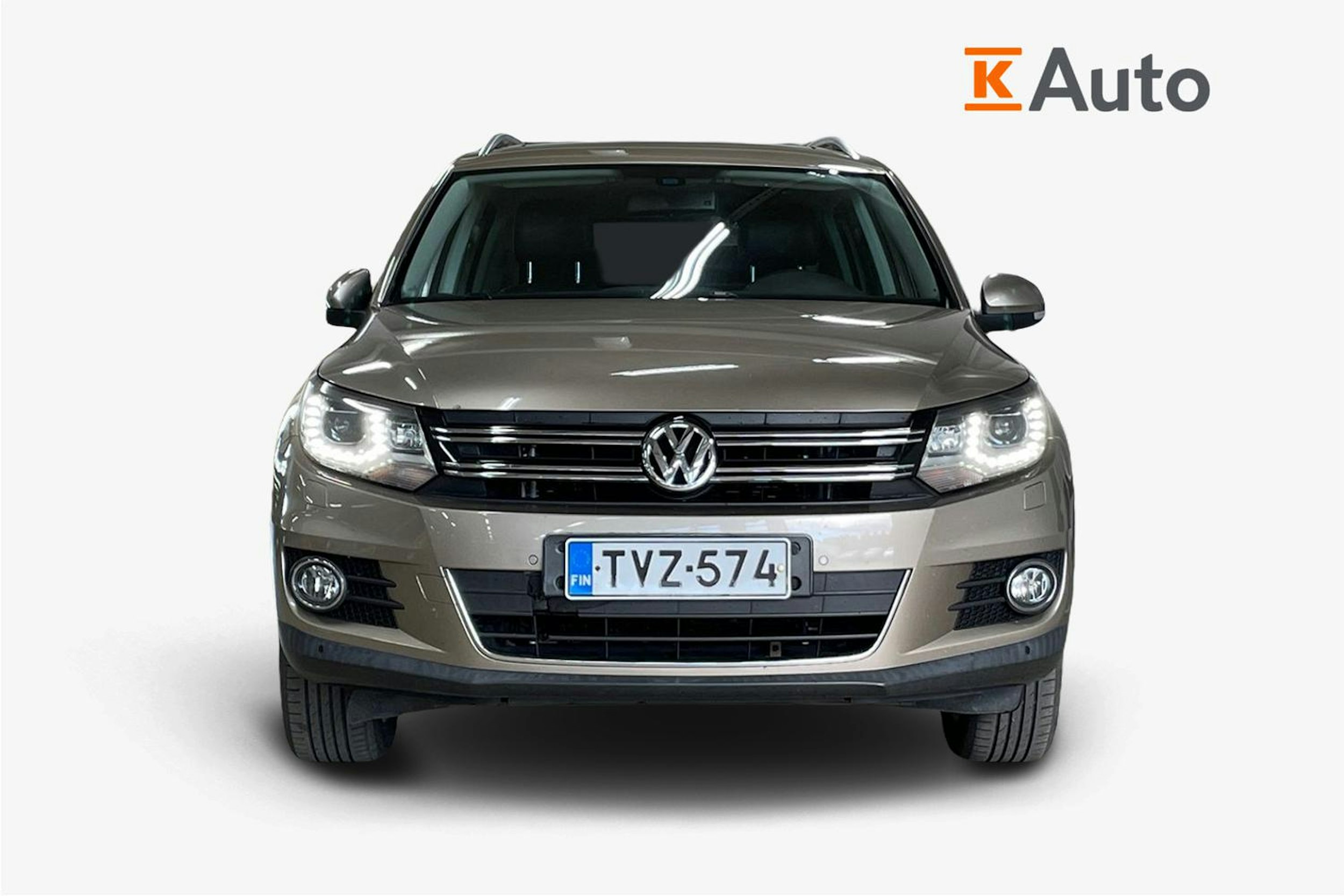 Ruskea (beige) Volkswagen Tiguan 2012 kuva 5.