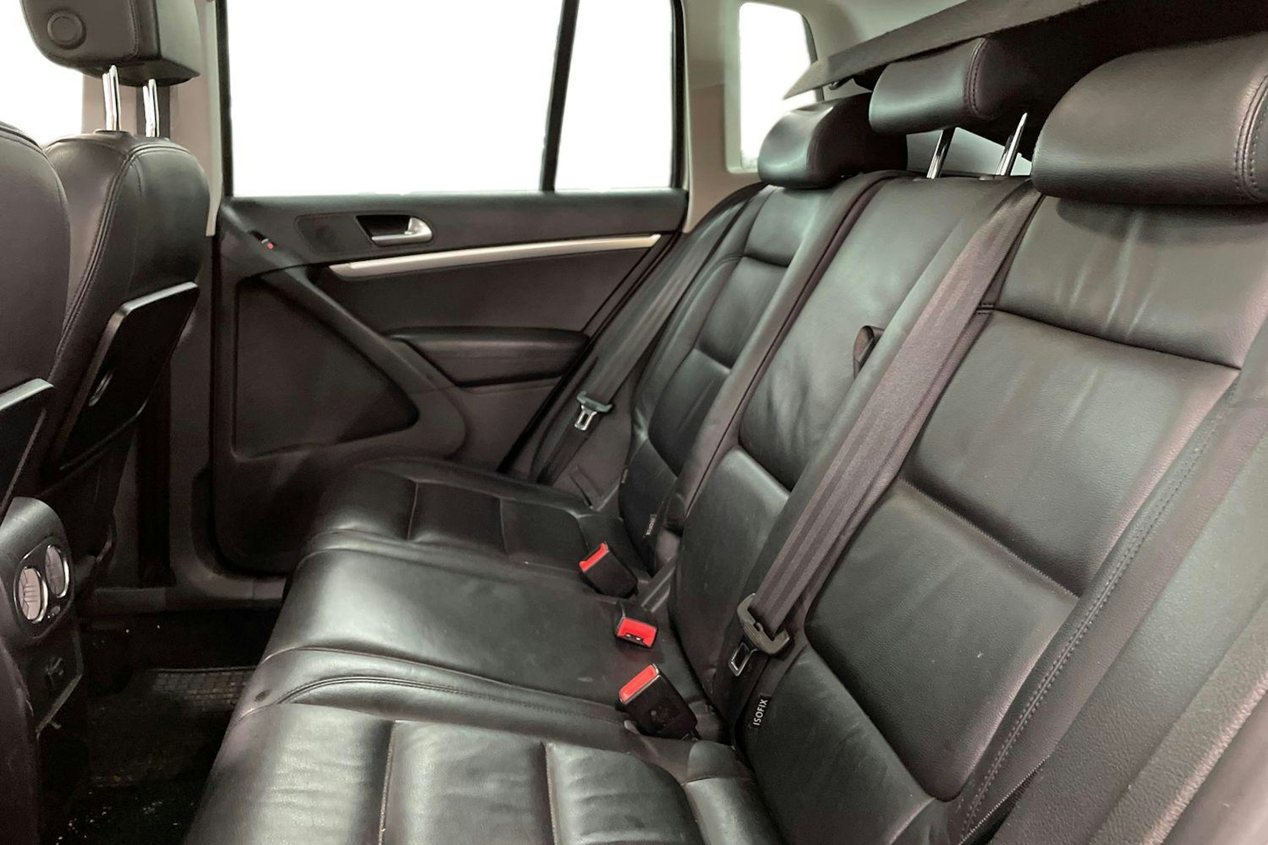 Ruskea (beige) Volkswagen Tiguan 2012 kuva 10.