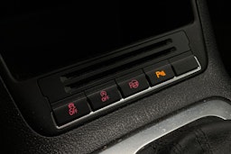 Ruskea (beige) Volkswagen Tiguan 2012 kuva 22.