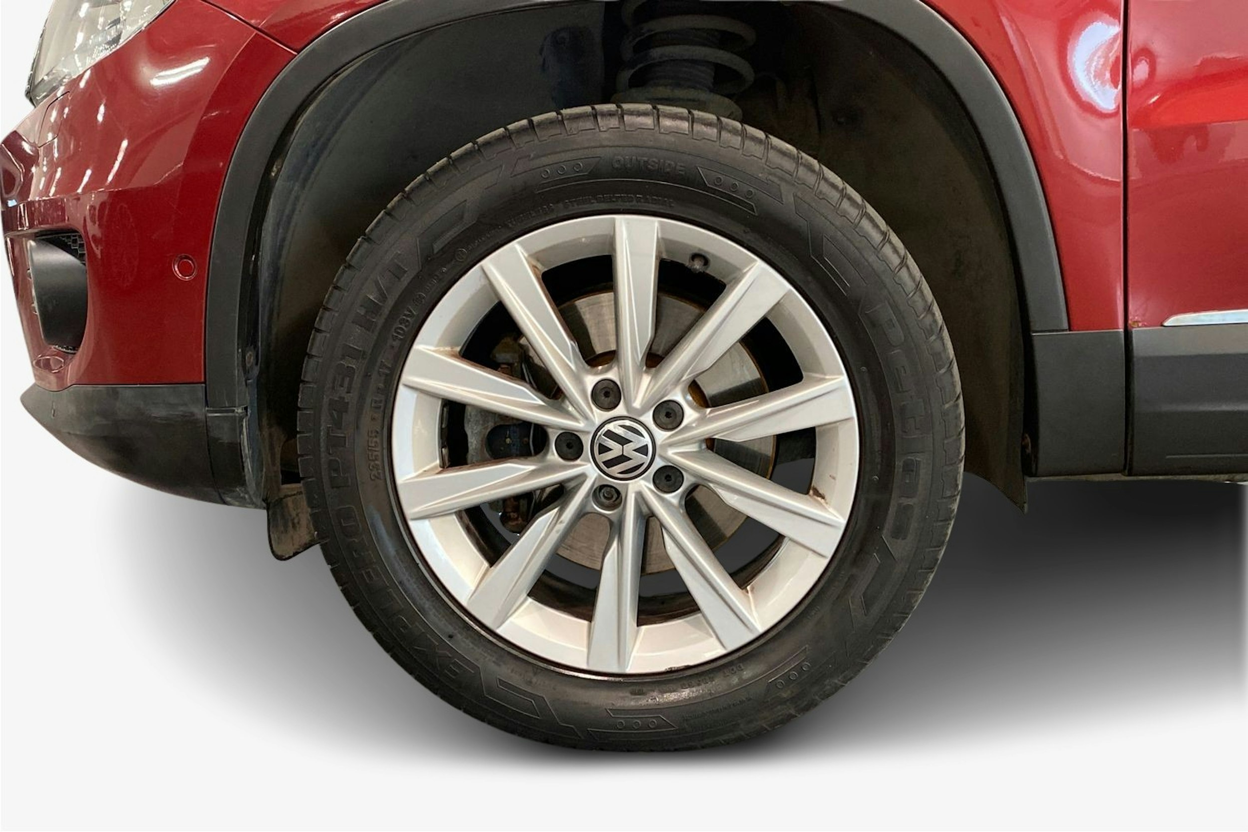 punainen Volkswagen Tiguan 2012 kuva 11.