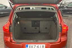 punainen Volkswagen Tiguan 2012 kuva 16.