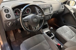 ruskea (beige) Volkswagen Tiguan 2012 kuva 7.
