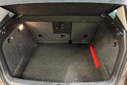 ruskea (beige) Volkswagen Tiguan 2012 kuva 14.