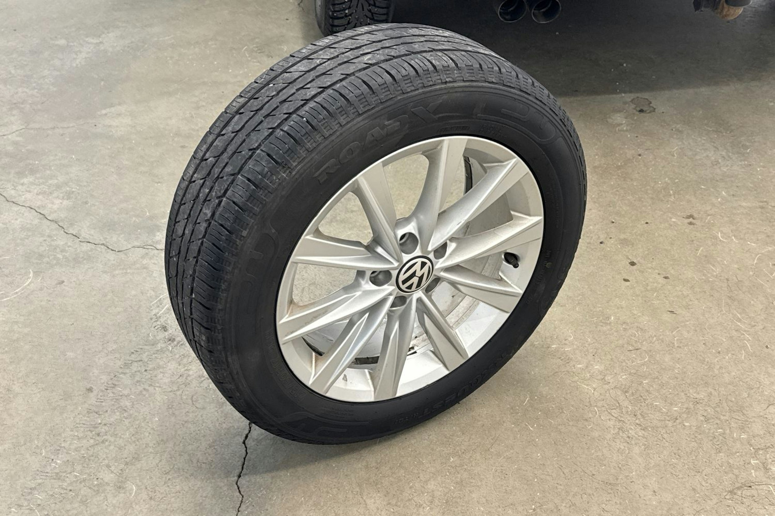 sininen Volkswagen Tiguan 2012 kuva 13.